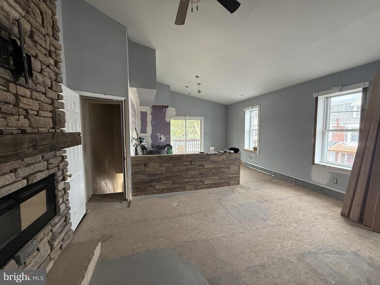 More Photos Of 1262 Church St, Reading Storefront Retail Residential For Sale