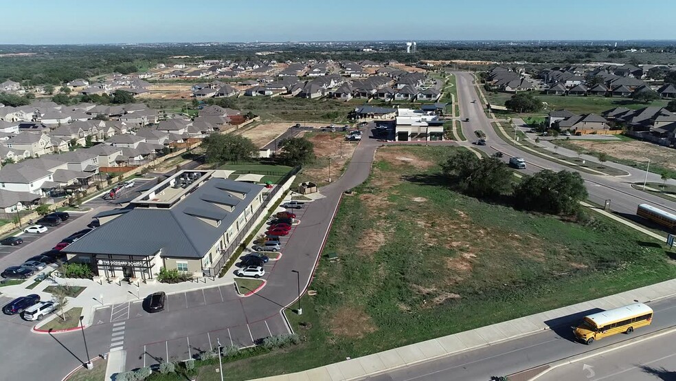 Primary Photo Of Oak Run Pkwy & Geneva St, New Braunfels Unknown For Lease