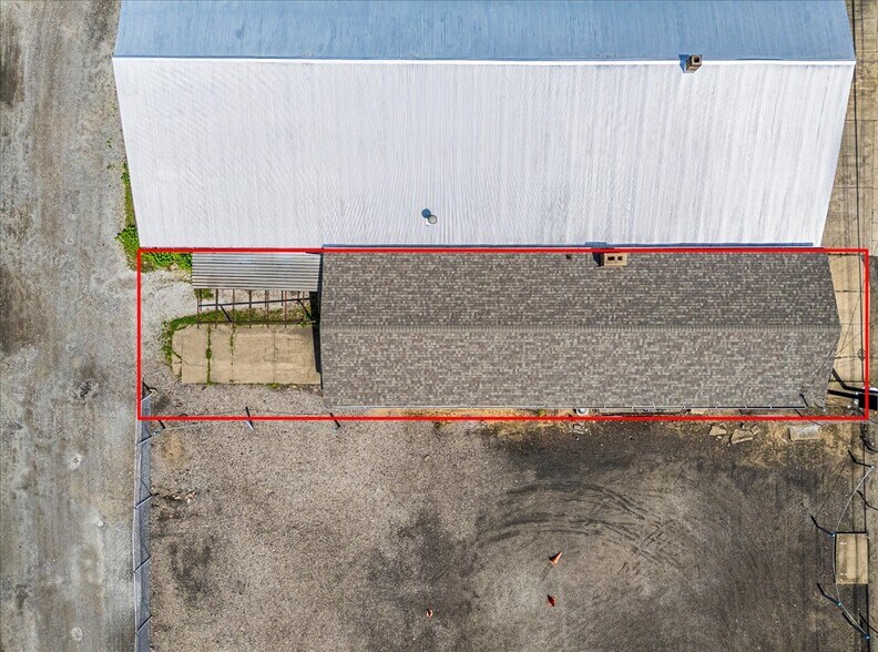 More Photos Of 2600 Duss Ave, Ambridge Unknown For Sale