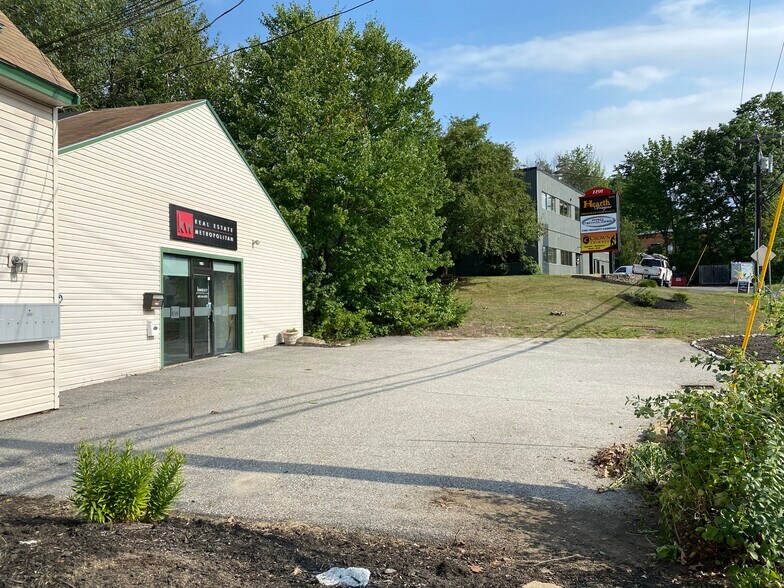More Photos Of 1193 Hooksett Rd, Hooksett Medical For Lease