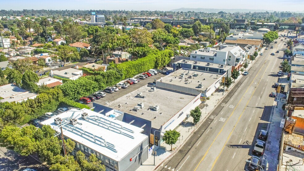 More Photos Of 2306-2328 Westwood Blvd, Los Angeles Storefront For Lease