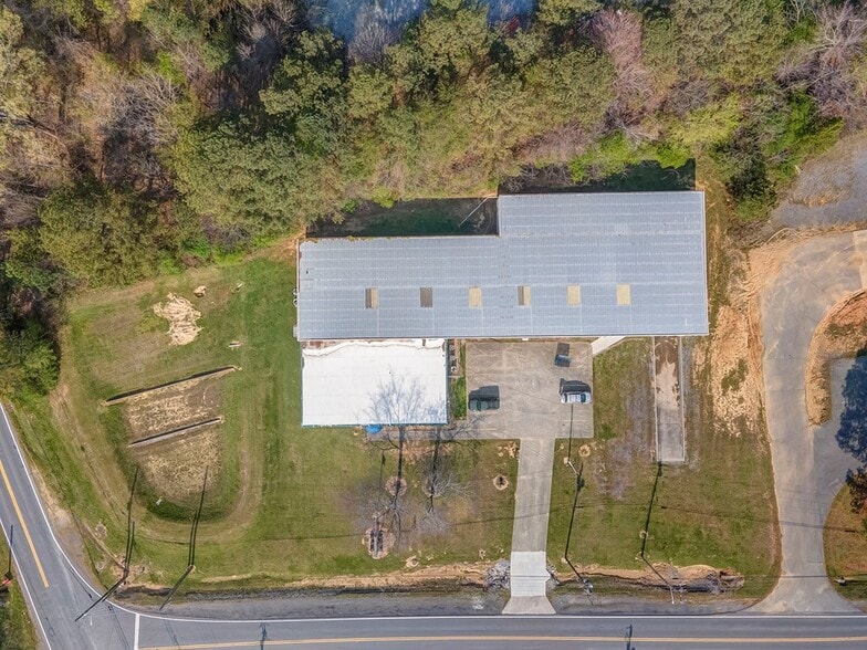 More Photos Of 2124 Hamilton St, Dalton Research And Development For Sale