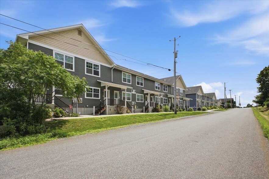 Primary Photo Of 1A Brickyard Rd, Mechanicville Multifamily For Sale