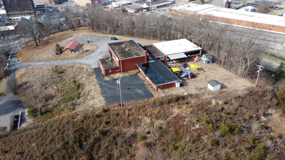 More Photos Of 227 Library Ln, Johnson City Medical For Sale