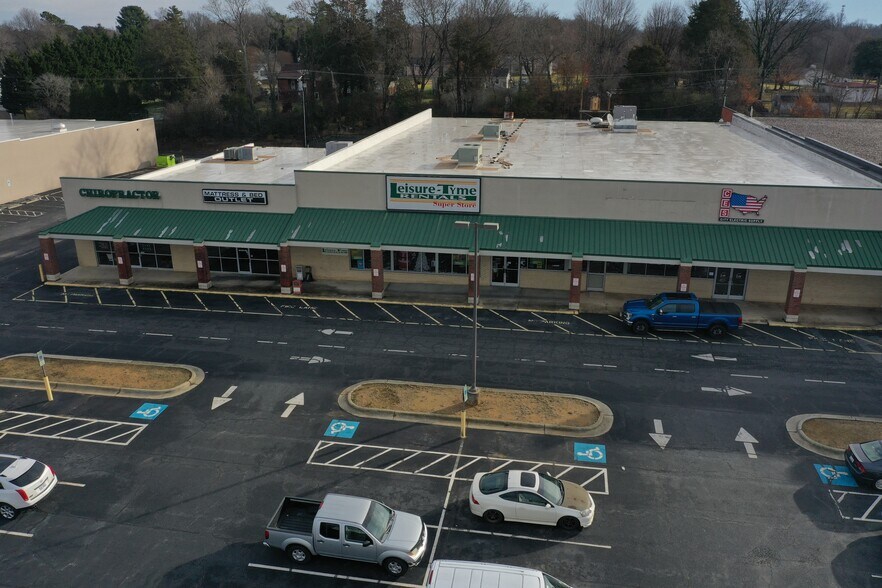 More Photos Of 13 Cloniger Dr, Thomasville Unknown For Lease