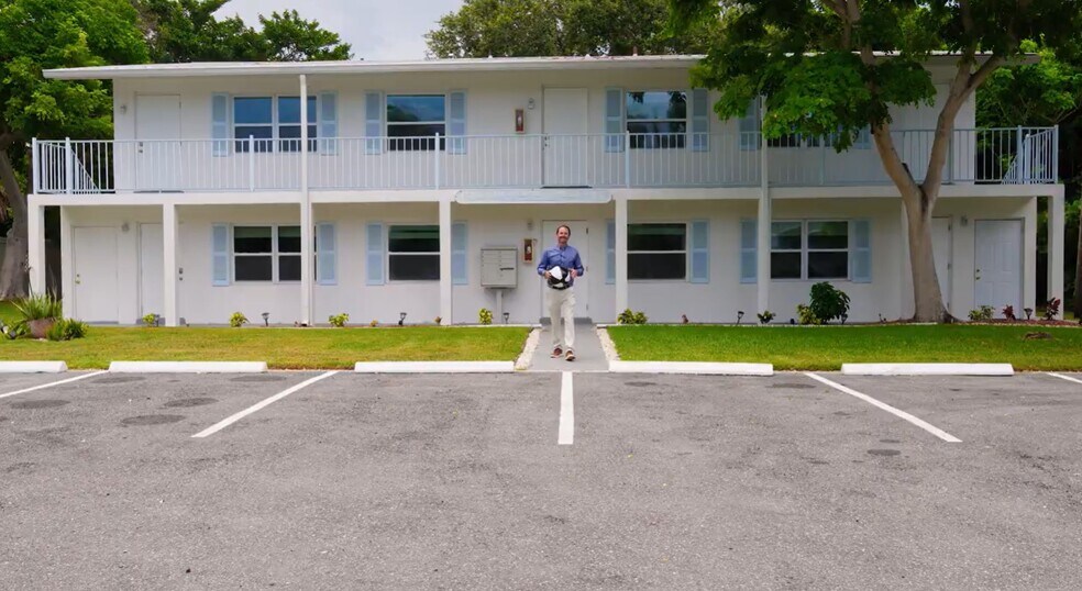 Primary Photo Of 741 Hernando St, Fort Pierce Multifamily For Sale