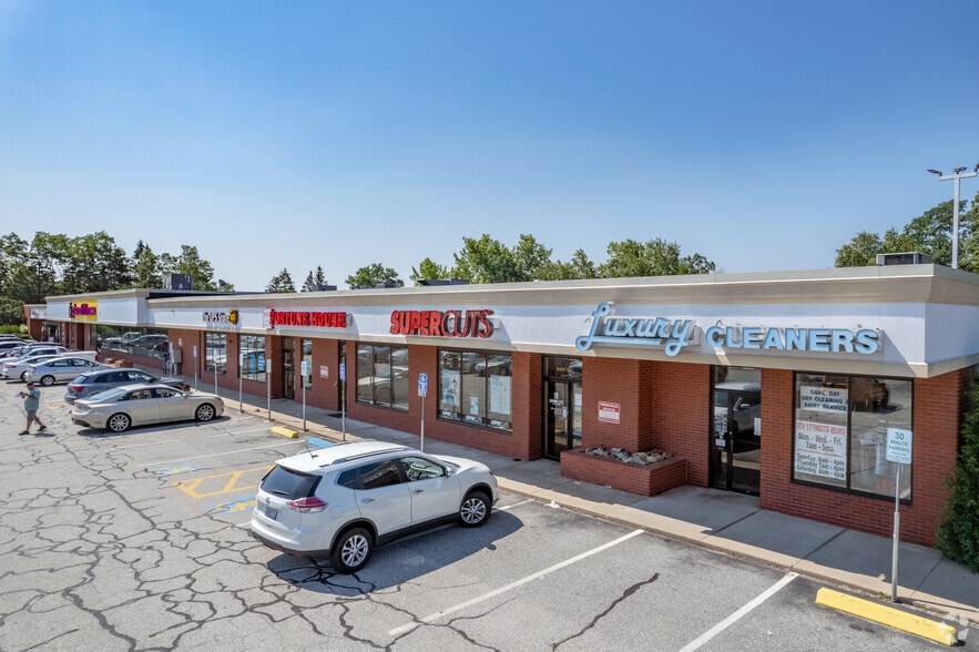 More Photos Of 1800 Mendon Rd, Cumberland Unknown For Lease