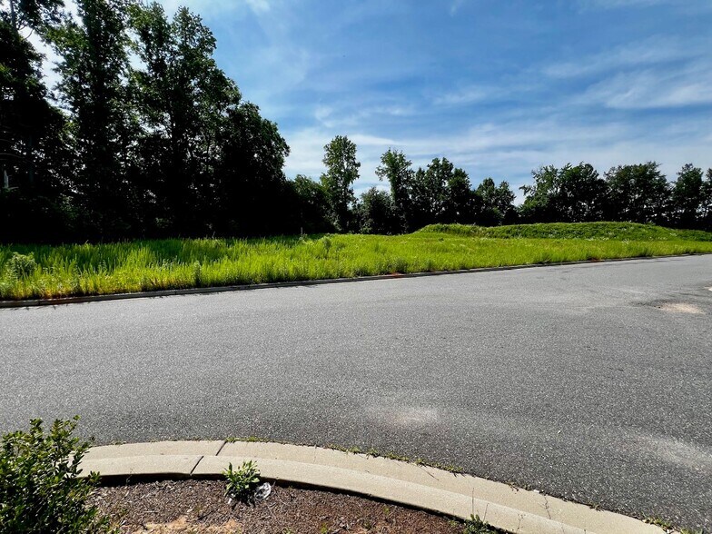 More Photos Of 639 Anderson Rd, Rock Hill Land For Sale