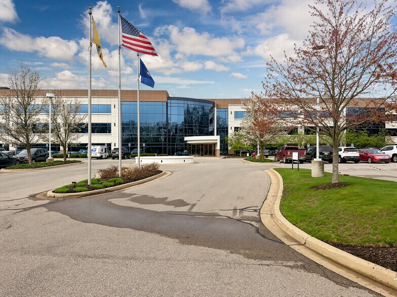 More Photos Of 625 Kenmoor Ave SE, Grand Rapids Coworking Space