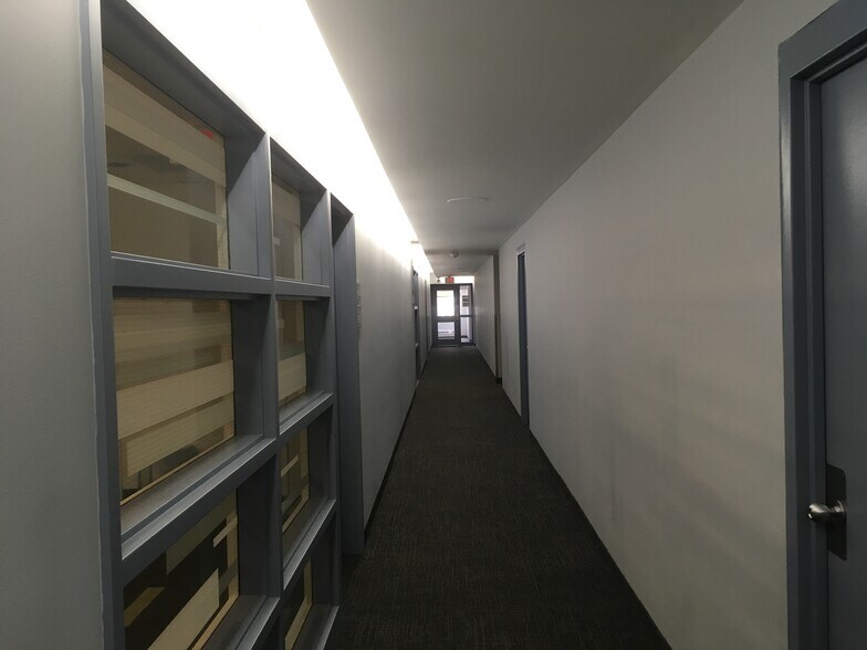 More Photos Of 720 Spadina Ave, Toronto Office For Lease