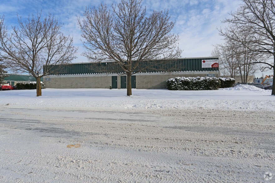 More Photos Of 2615 Blackwell St, Ottawa Service For Lease