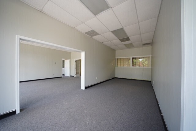 More Photos Of 5153 Belle Wood Ct, Buford Light Distribution For Lease