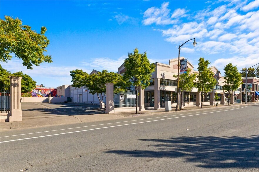 More Photos Of 145 3rd St, Santa Rosa Freestanding For Sale