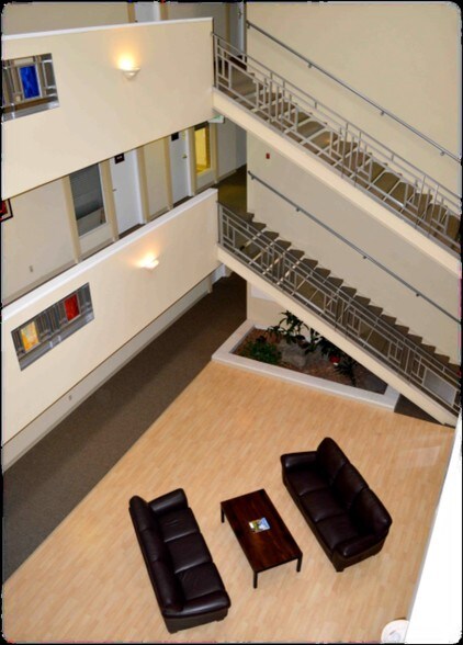 More Photos Of 925 Stevens Dr, Richland Office For Lease