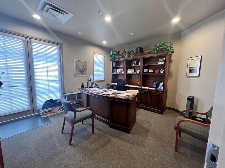 More Photos Of 18275 N 59th Ave, Glendale Medical For Sale