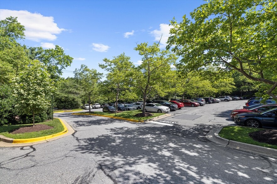 More Photos Of 10801 Lockwood Dr, Silver Spring Medical For Sale