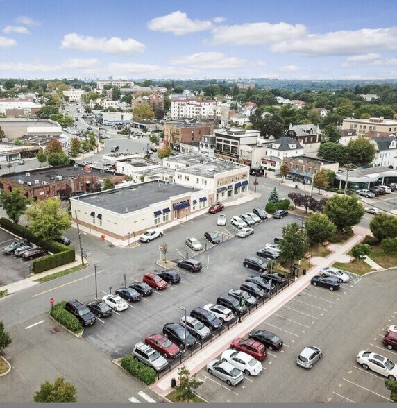 More Photos Of 434-440 White Plains Rd, Eastchester Apartments For Lease