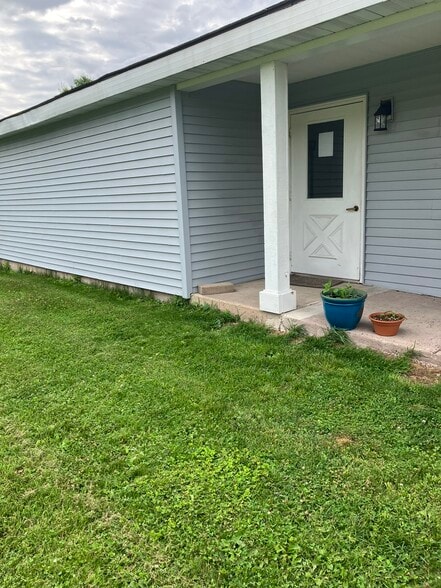 More Photos Of 769 W Maple St, Ewen Apartments For Sale