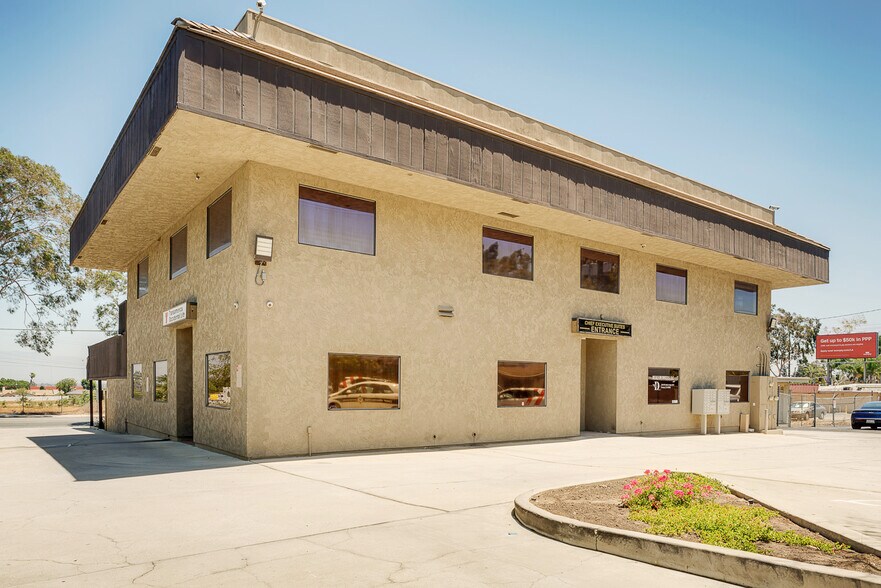 More Photos Of 1344 W 6th St, Corona Office For Sale