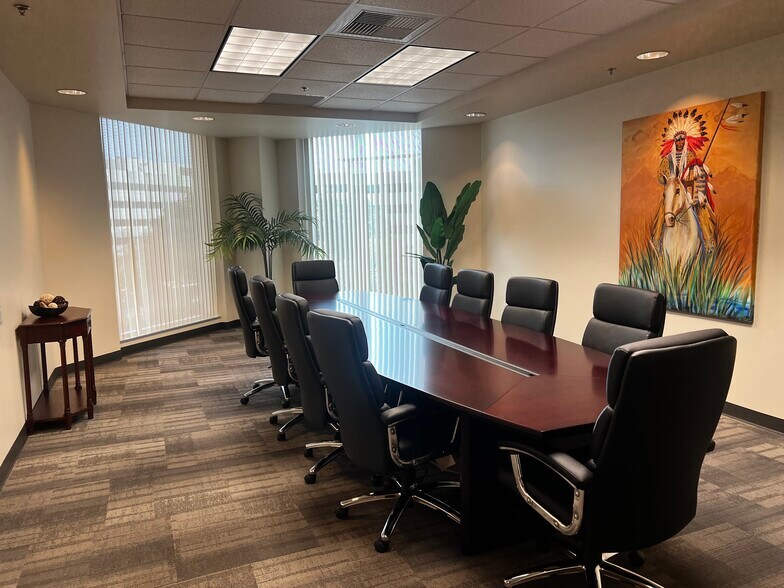 More Photos Of 1415 L St, Sacramento Office For Sale
