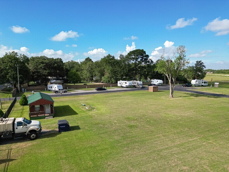 More Photos Of 16181 Lindstrom Rd, Crosby Trailer Camper Park For Sale