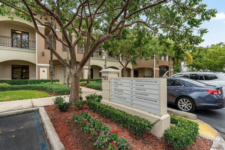 More Photos Of 7551 Wiles Rd, Coral Springs Office For Lease