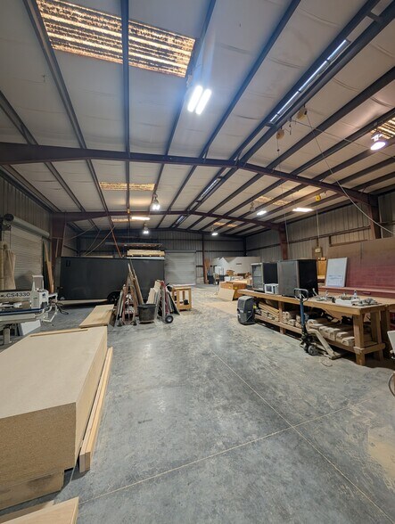 More Photos Of 1915 60th Pl E, Bradenton Industrial For Sale