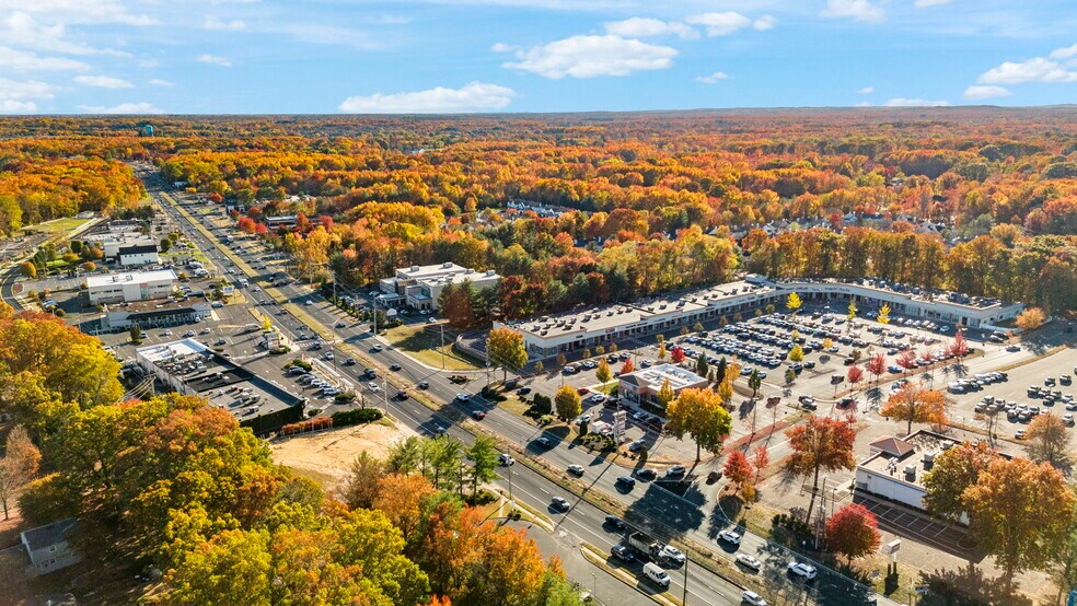 More Photos Of 356 US Highway 9, Manalapan Township Freestanding For Lease