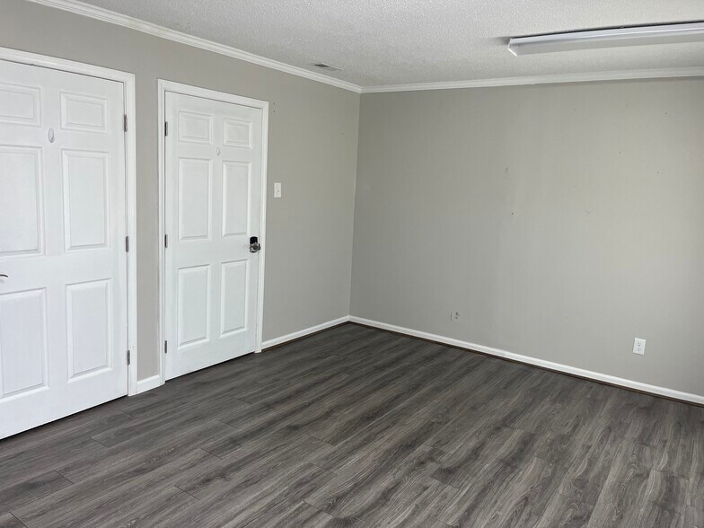 More Photos Of 2922 Audrey Dr, Gastonia Office For Lease
