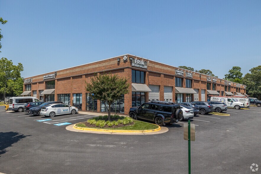 More Photos Of 7401-7403 Lockport Pl, Lorton Unknown For Lease