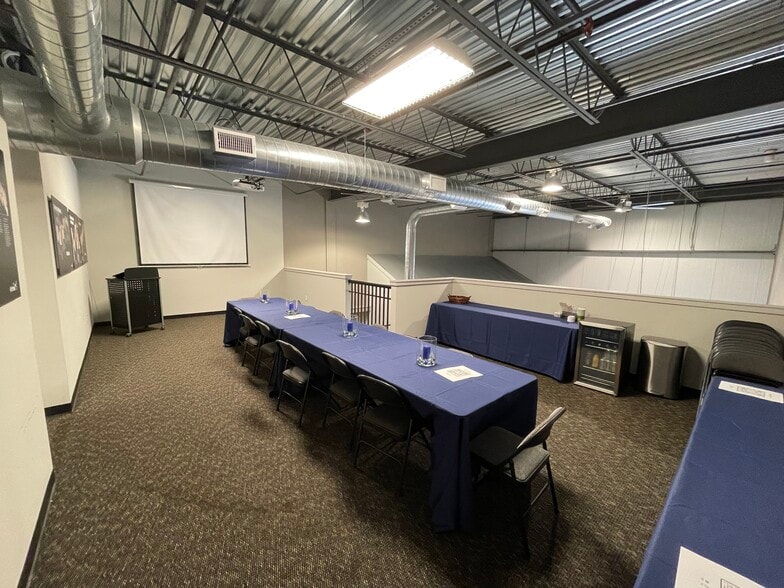 More Photos Of 835 Lincoln Ave, West Chester Light Distribution For Sale