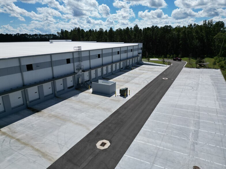 More Photos Of 9388 Pritchard Rd, Jacksonville Unknown For Lease