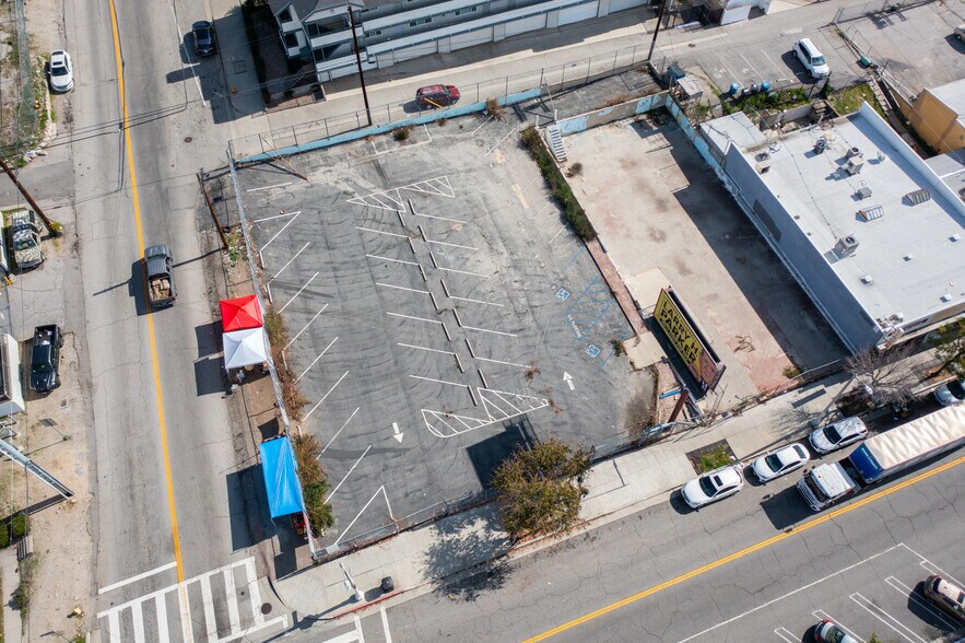 More Photos Of 9938 Commerce Ave, Tujunga Land For Sale