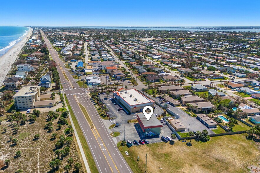 More Photos Of 1592 Jimmy Buffet Mem Hwy, Satellite Beach Office Residential For Sale