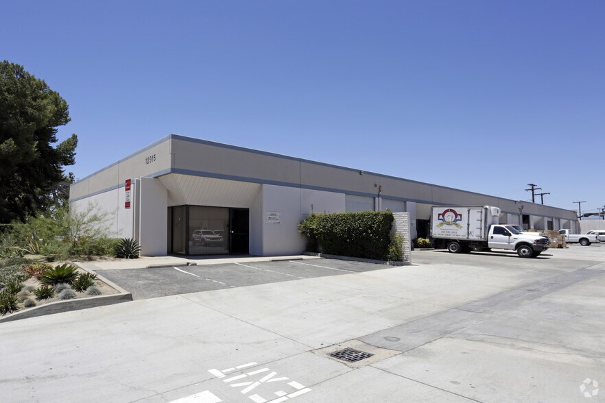 Primary Photo Of 12915-12929 Telegraph Rd, Santa Fe Springs Warehouse For Lease