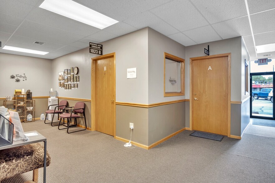 More Photos Of 1023-1039 Washington Rd, Newton Storefront Retail Office For Sale