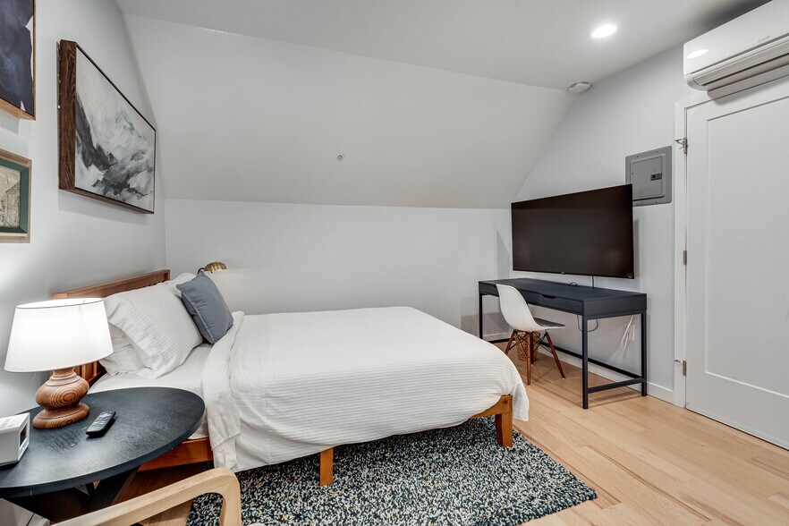 More Photos Of 1532 Jefferson St, Napa Apartments For Sale