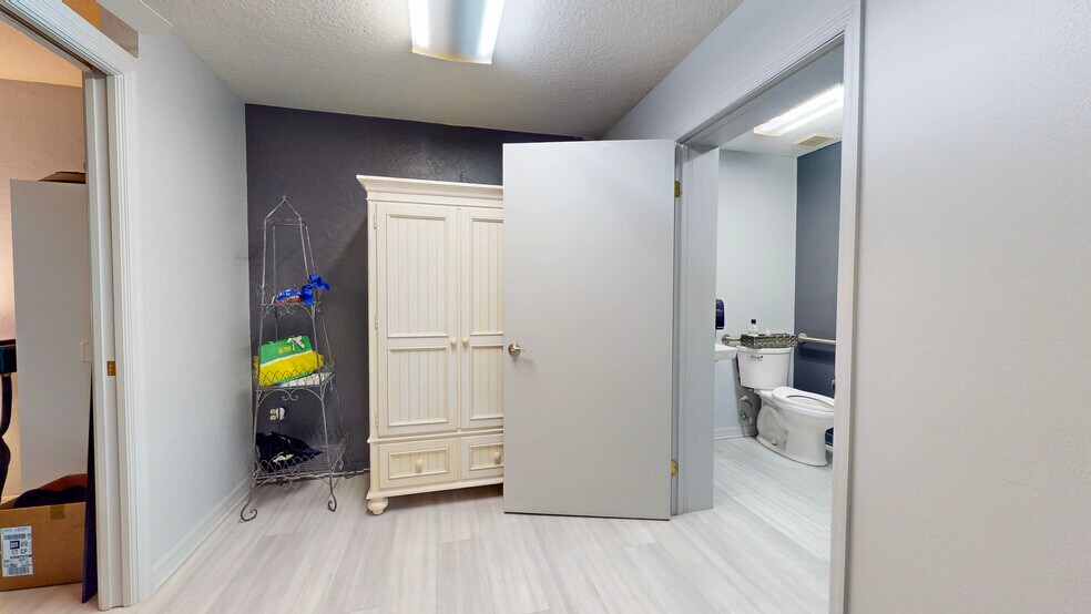 More Photos Of 1430 Morin St, Eustis Freestanding For Sale