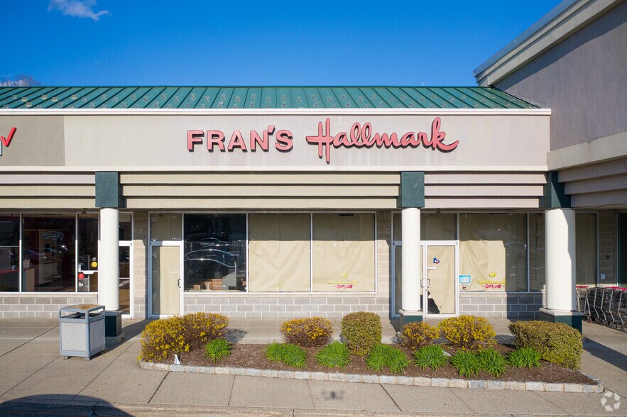 More Photos Of 115-117 Franklin Tpke, Mahwah Unknown For Lease
