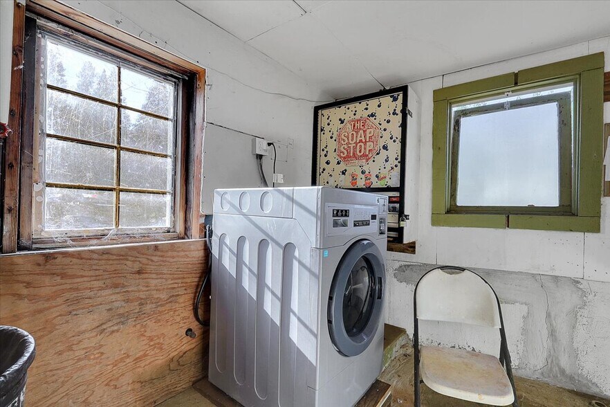 More Photos Of 18123 Joy Cir, Challenge Manufactured Housing Mobile Home Park For Sale
