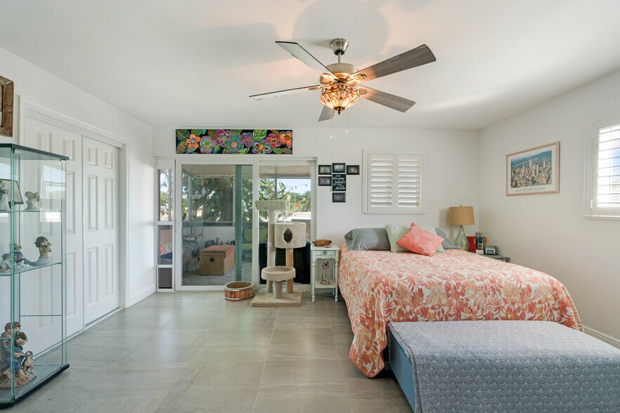 More Photos Of 100636 Overseas Hwy, Key Largo Storefront Retail Residential For Sale