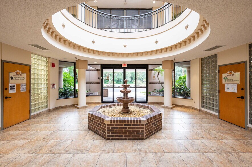 More Photos Of 6719 Gall Blvd, Zephyrhills Medical For Sale