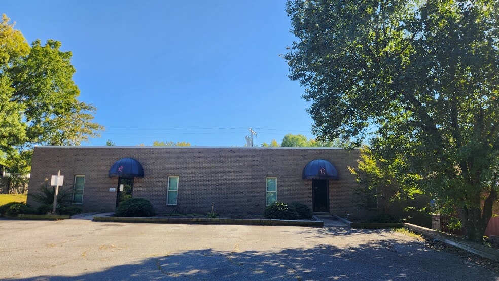 Primary Photo Of 4415 Abner Pl, Greensboro Distribution For Lease