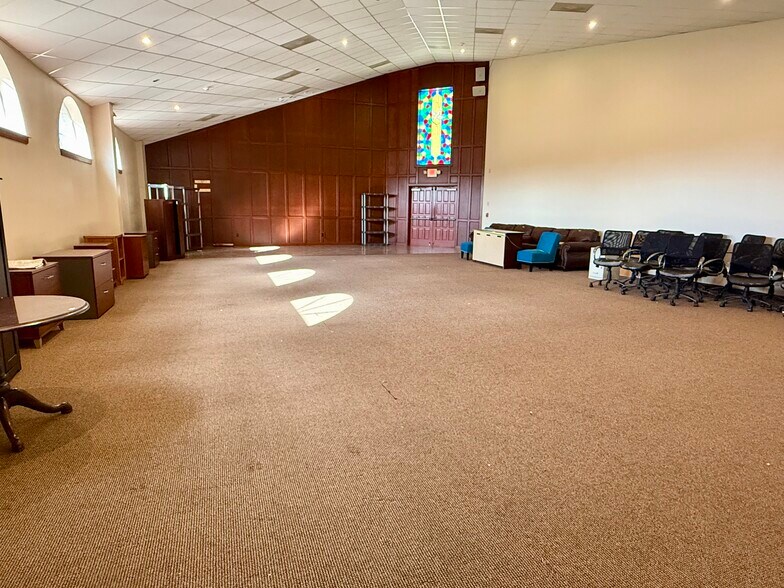 More Photos Of 3442 Holly Rd, Corpus Christi Storefront For Sale