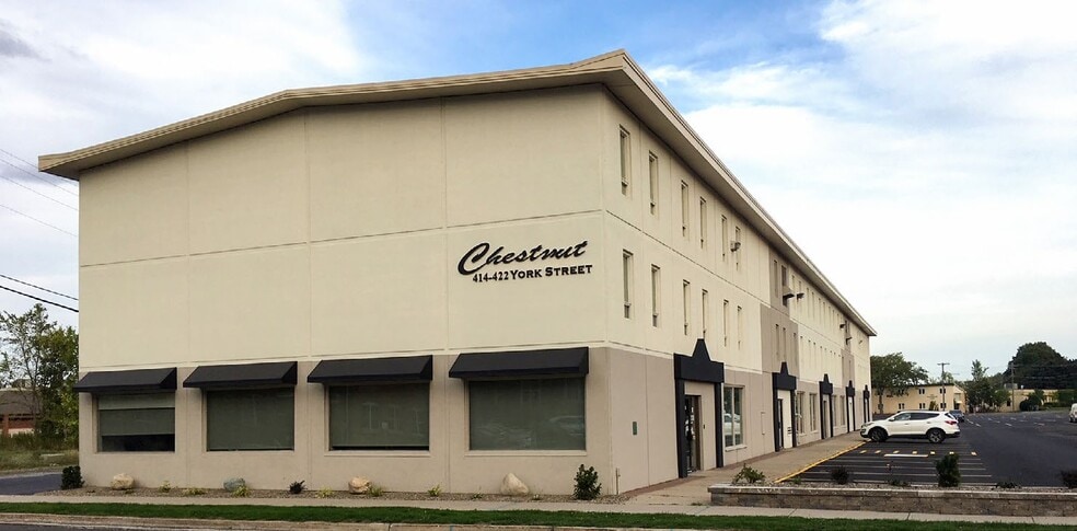 More Photos Of 414-422 York St, Fredericton Office For Lease