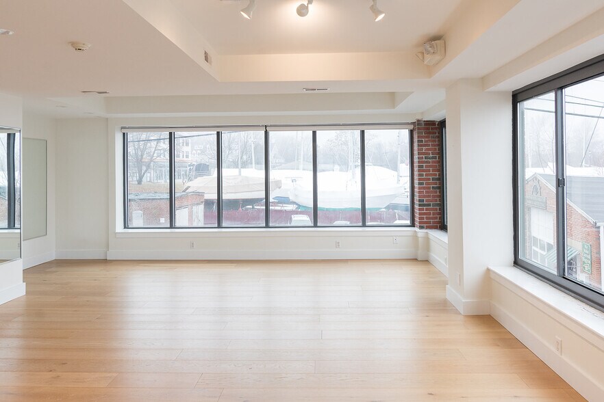 More Photos Of 58 Merrimac St, Newburyport Office Residential For Lease