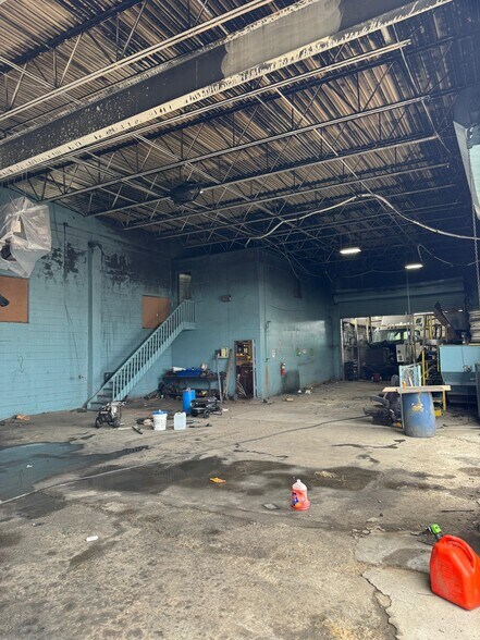More Photos Of 184-188 Doremus Avenue ave, Newark Land For Lease