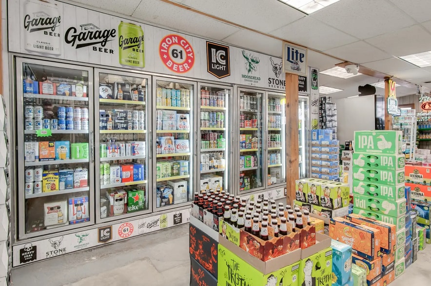 More Photos Of 3737 Lawson Rd, Ijamsville Storefront Retail Residential For Sale