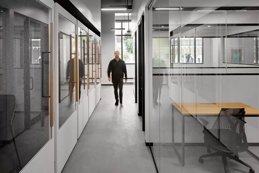 More Photos Of 1600 E 8th Ave, Tampa Coworking Space