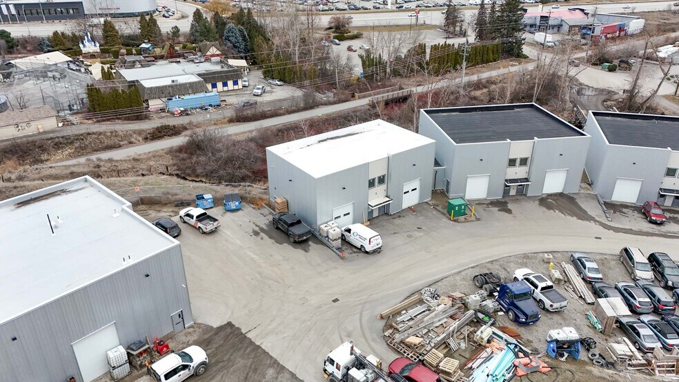More Photos Of 2842-2848 Fenwick Rd, Kelowna Industrial For Sale